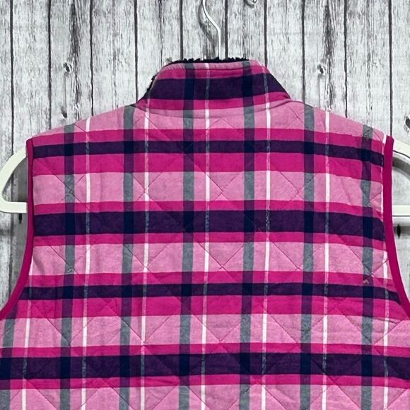 Vineyard Vines Reversible Sherpa Vest - Picture 6 of 10